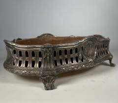 A PERUVIAN SILVERED BRONZE TABLE CENTERPIECE BY GALERIA ARTISTICA - 3538254