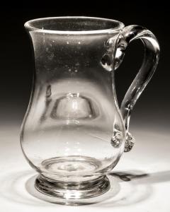 A PLAIN 18TH CENTURY GLASS MUG - 3791123