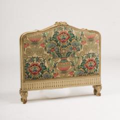 A Painted French Louis XV style day bed circa 1920 - 1886085