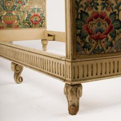 A Painted French Louis XV style day bed circa 1920 - 1886111