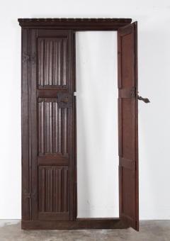 A Pair of 16th c Carved Tudor Doors - 4544696