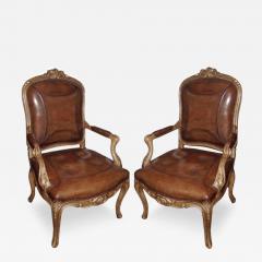 A Pair of 18th Century Italian Louis XV Giltwood Armchairs - 3561071