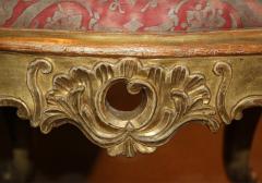 A Pair of 18th Century Italian Louis XV Giltwood Tabourets - 3554921