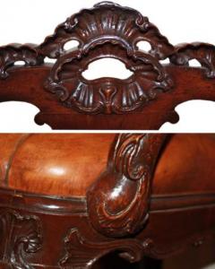 A Pair of 18th Century Walnut Portuguese Armchairs - 3353716