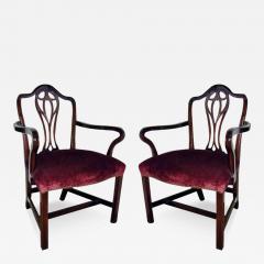 A Pair of 19th Century English Mahogany Chippendale Armchairs - 3241318