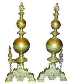 A Pair of 19th Century French Brass Andirons - 3340675