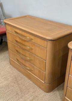 A Pair of Bedside Chests - 3627711