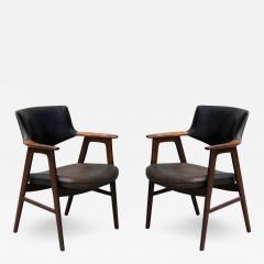 A Pair of Danish Mid Century Rosewood Armchairs by Erik Kirkegaard - 2775286