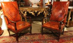 A Pair of French 18th Century Walnut R gence Fauteuils - 3555039