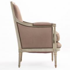 A Pair of French Louis XVI Style Painted Berg res C 1930 - 4526439