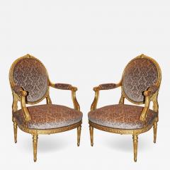 A Pair of Late 18th Century Italian Louis XVI Giltwood Marquise Armchairs - 3561032