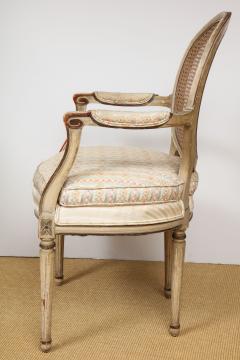 A Pair of Louis XVI Arm Chairs - 1164923