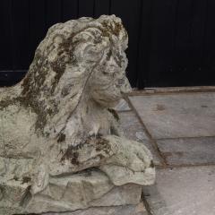 A Pair of Superb 18th Century Bath Stone Lions - 3093319
