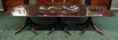 A REGENCY MAHOGANY THREE PEDESTAL DINING TABLE - 4098923