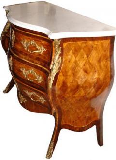 A Rare 18th Century Italian Louis XV Arbalette Bomb Commode - 3501219