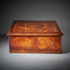 A Rare Figured Walnut Queen Anne George I Lace Box circa 1700 1720  - 3123513