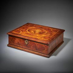 A Rare Figured Walnut Queen Anne George I Lace Box circa 1700 1720  - 3123515