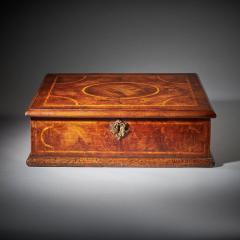 A Rare Figured Walnut Queen Anne George I Lace Box circa 1700 1720  - 3123516