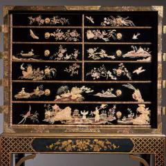 A Rare and Fine George III 18th Century Chinoiserie Lacquer Cabinet on Stand - 3944884