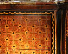 A Remarkable Pair of 18th Century Italian Parquetry Arbalette Commodes - 3501237