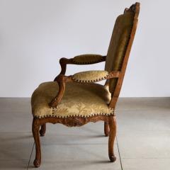 A SET OF FOUR EARLY 18TH CENTURY REGENCE FAUTEUILS LA REINE OR OPEN ARMCHAIRS - 3550757