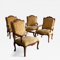 A SET OF FOUR EARLY 18TH CENTURY REGENCE FAUTEUILS LA REINE OR OPEN ARMCHAIRS - 3552691