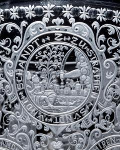 A SILESIAN ENGRAVED SCREW TOP GOBLET COVER OF MARIA THERESA OF BOHEMIA - 4250573