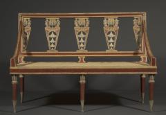 A SUPERBLY DRAWN POLYCHROME PAINTED PAIR OF BENCHES IN THE CHINOISERIE TASTE - 3787723