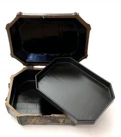 A Shapely 19th Century Chinese Export Black Lacquered Dressing Box - 3353109