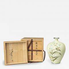 A Showa period pale yellow cloisonn vase by Tamura - 3333740