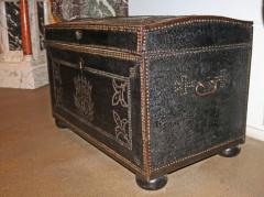 A Sizable 18th Century English Leather Bound Trunk - 3208942