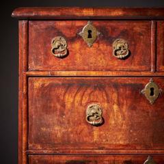 A Small and Rare William and Marry Figured Walnut Chest of Drawers Circa 1690  - 3308081