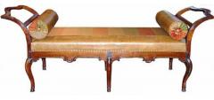 A Sophisticated 18th Century Italian Walnut Louis XV Daybed - 3298786