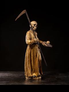 A South German polychromed and gilt wood figure of a Monastic Poor Soul  - 4511973