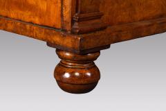 A Superb Quality Regency Burr Elm Chiffonier Cabinet by William Trotter - 771492