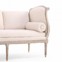 A Swedish Gustavian style painted settee daybed w cushions C 1800  - 4492303