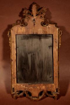 A Very Interesting Mirror With The Papal Coat Of Arms Last Quarter 18th Century - 3264432