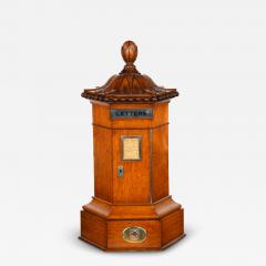 A Victorian English oak 6 sided Country house letter box - 4204391