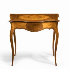 A Victorian inlaid satinwood and kingwood table in the style of Hepplewhite - 1846420