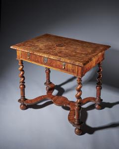 A William and Mary Olive Oyster 31 Table - 3129053