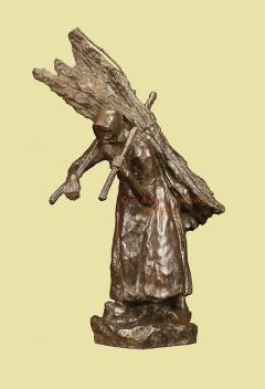 A beautiful bronze sculpture Of a wood gatheran - 3255245