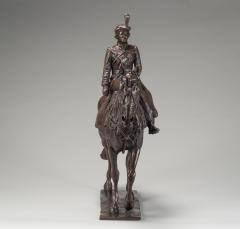 A bronze of Queen Elizabeth II Trooping the Colour 2022 - 3304709