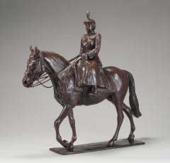 A bronze of Queen Elizabeth II Trooping the Colour 2022 - 3304710