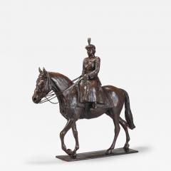 A bronze of Queen Elizabeth II Trooping the Colour 2022 - 3305288