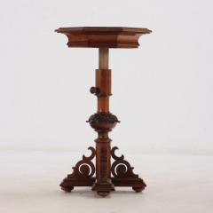 A carved walnut adjustable pedestal table 19th C  - 3800549