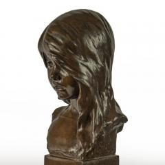 A charming bust of a child s head by Edwin Whitney Smith dated 1910 - 3081023