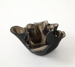 A decorative free form organic bowls in a highly reflective platinum finish - 4309651