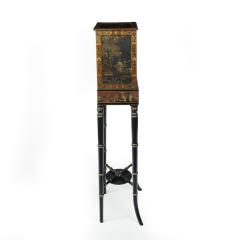 A delicate Regency Chinoiserie lacquer cabinet - 3361815