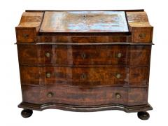 A fine Italian 18th Century walnut burl marquetry slant front secretary desk - 3656316