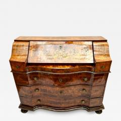 A fine Italian 18th Century walnut burl marquetry slant front secretary desk - 3658478
